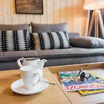 Aparthotel Lesna Przystan Nad Jeziorem 3*