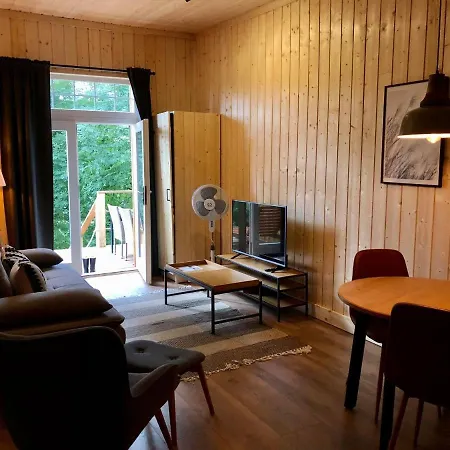 Lesna Przystan Aparthotel *
