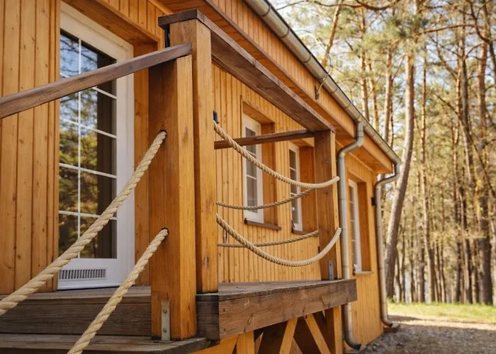 Aparthotel Lesna Przystan Nad Jeziorem 3*